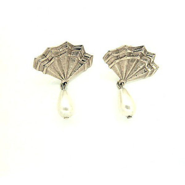 Art Deco pearl earrings